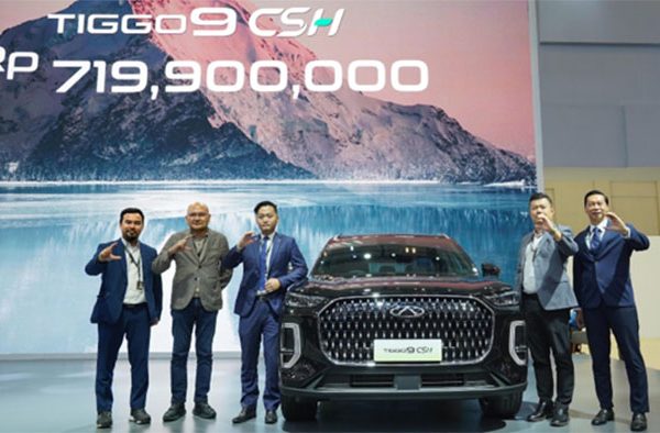 Meluncur di GIIAS 2025, Chery TIGGO 9 CSH AWD Curi Perhatian Lewat Fitur Parkir Otomatis