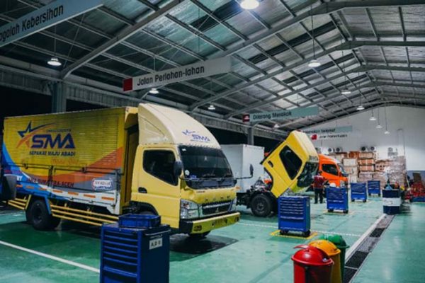 Laju Logistik Meningkat, Mitsubishi Fuso Perkuat Fasilitas Bengkel Siaga 24 Jam