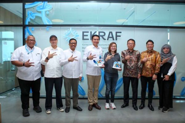 Siapkan Model Flagship Terbaru, Mitsubishi Berkolaborasi dengan Garuda Indonesia dan Tahilalats dalam ‘Sky Explorer’