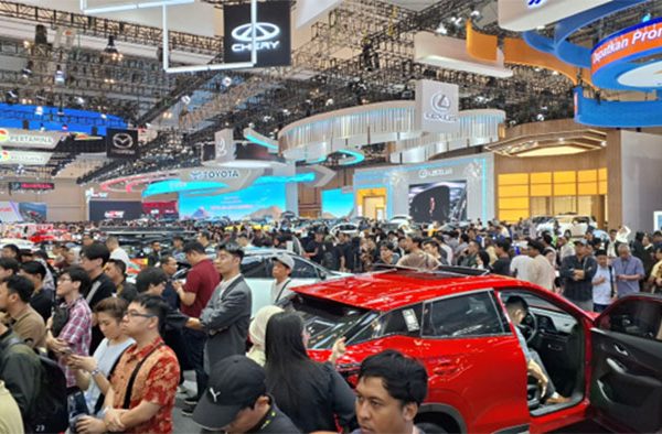 GIIAS 2025: Pengunjung ‘Rojali’ Meningkat, Transaksi (Diperkirakan) Turun