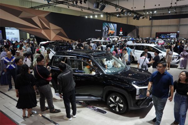 MMKSI Raih 4.110 SPK di GIIAS 2025, Mitsubishi Destinator Jadi Penyumbang Terbesar